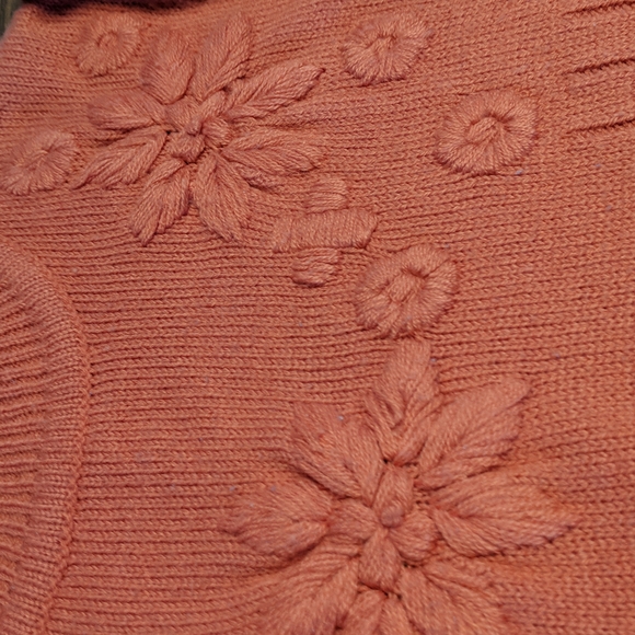 Vintage Salon Studio Mockneck Floral Embroidered Acrylic Sweater Medium - Picture 5 of 8
